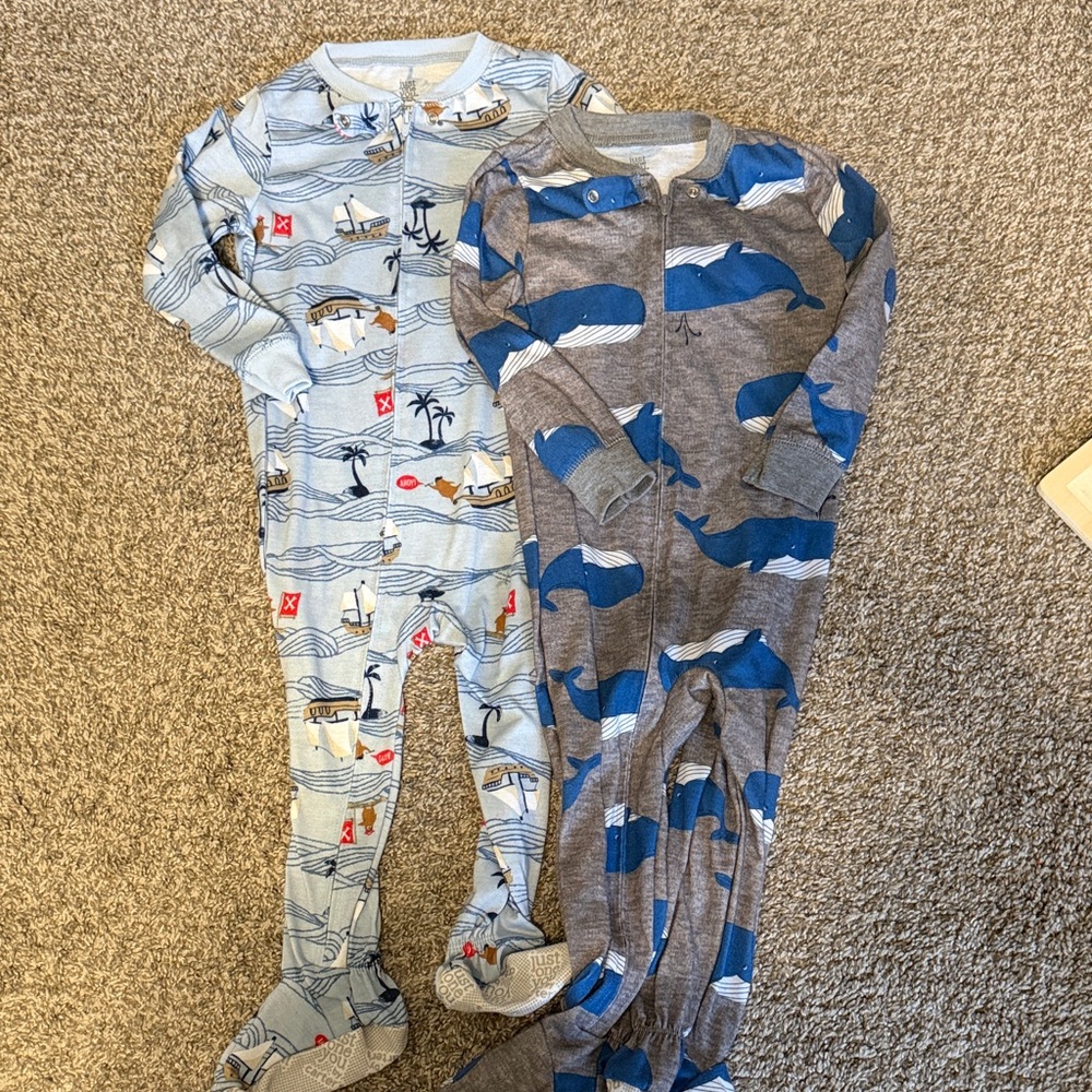 Carter's Blue and Gray Whale Print Footies